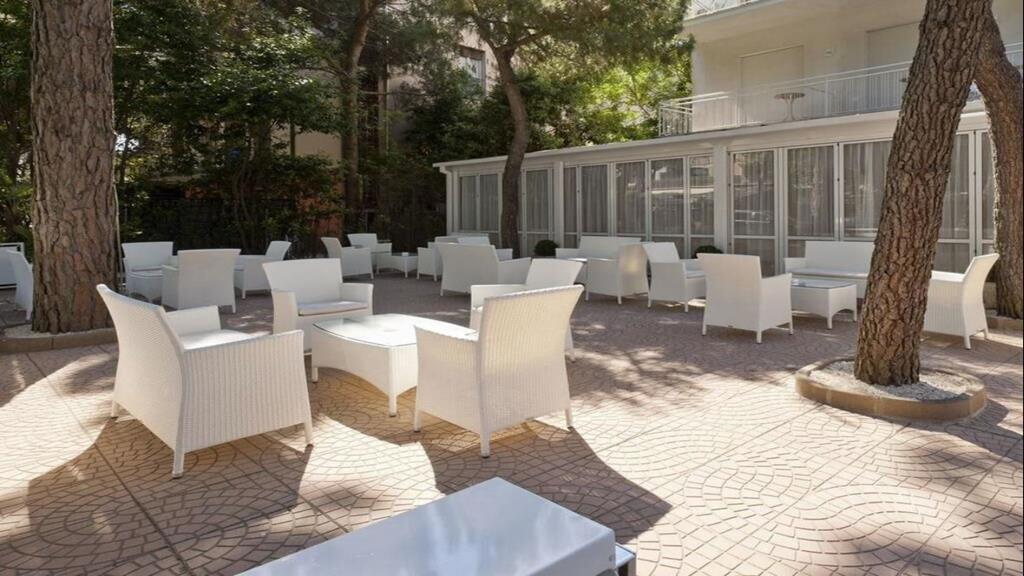 Hotel Maarea 밀라노마리티마 외부 사진